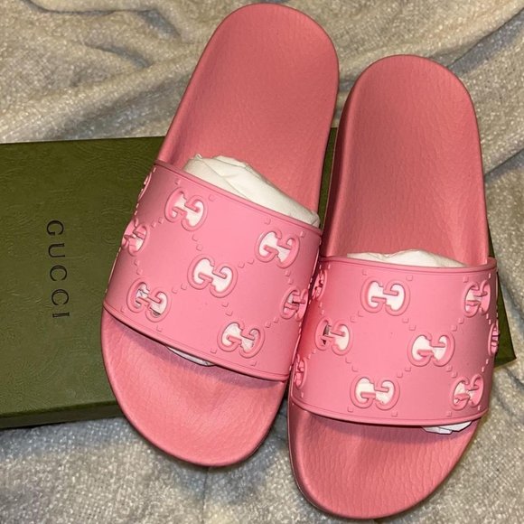 Gucci Women's Pink Slides - Picture 1 of 4